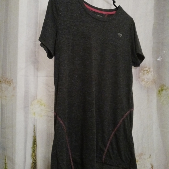 🎉Marika-Tek Dry Wik Performance Athletic Shirt - Picture 5 of 8